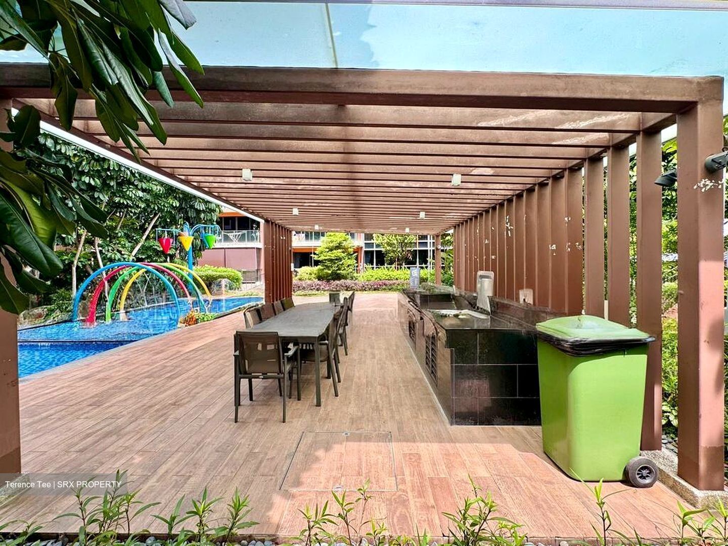 Sims Urban Oasis (D14), Condominium #523119851
